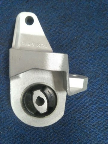 مكملة قاعدة فتيس خلفيه